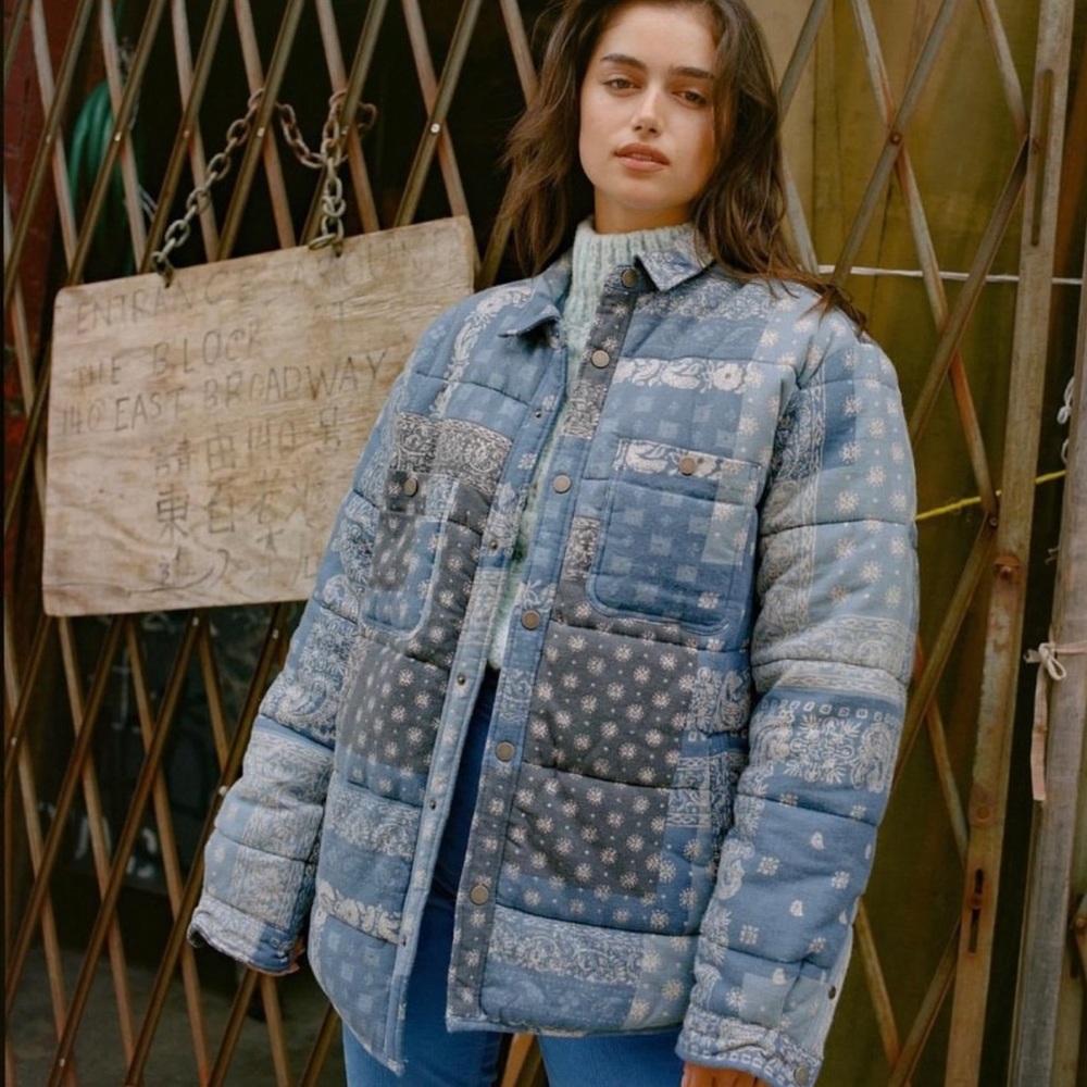 NWT UO 90s Bandana Oversized Patchwork Quilt Coat